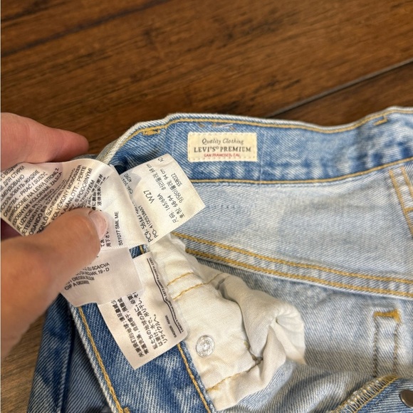 Levi's 501 premium Light Blue Distressed Jean Shorts size 27 - Picture 4 of 6